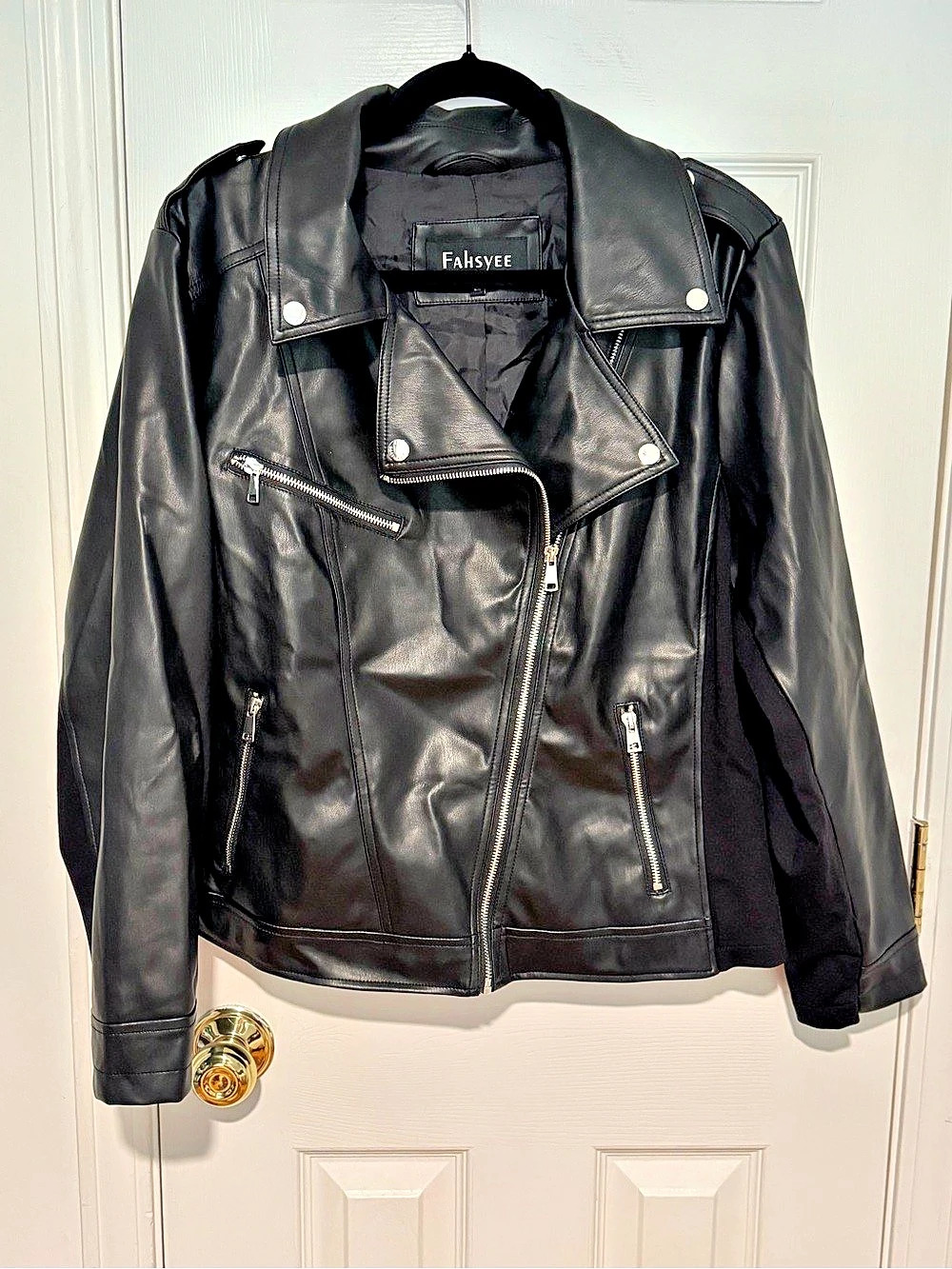 Fahsy ee Faux Leather Moto Jacket Size 2X Like New